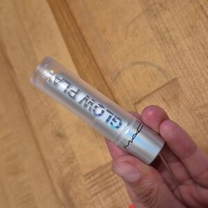 Mac Glow Play Lip Balm 454 Floral Coral Pink